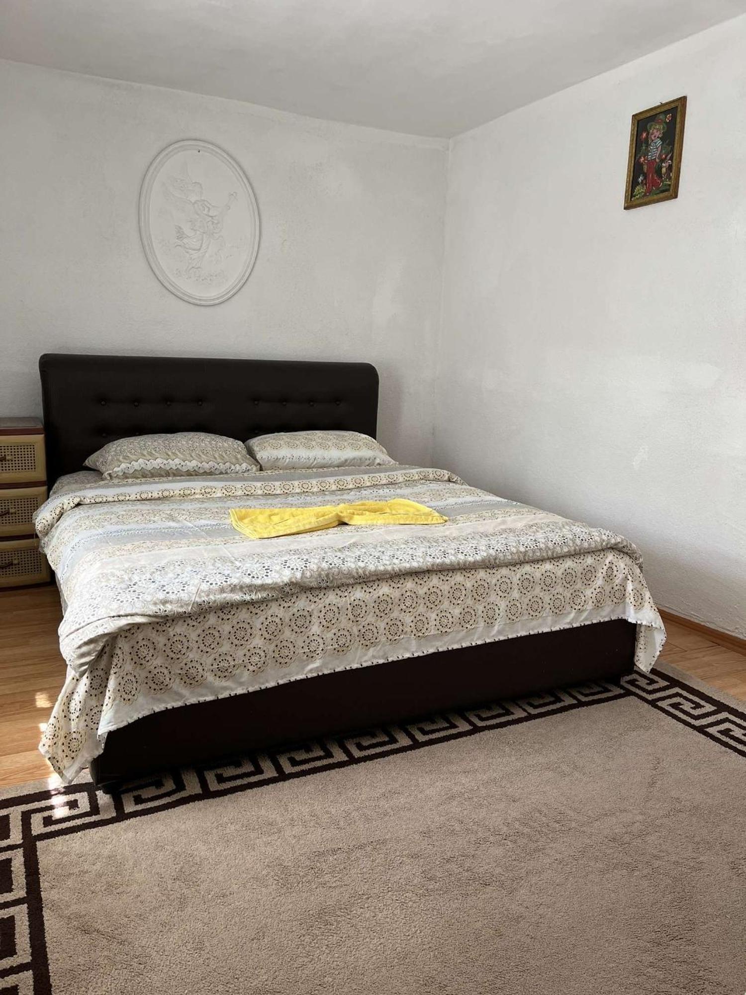 Guest House Guri Vuthaj المظهر الخارجي الصورة